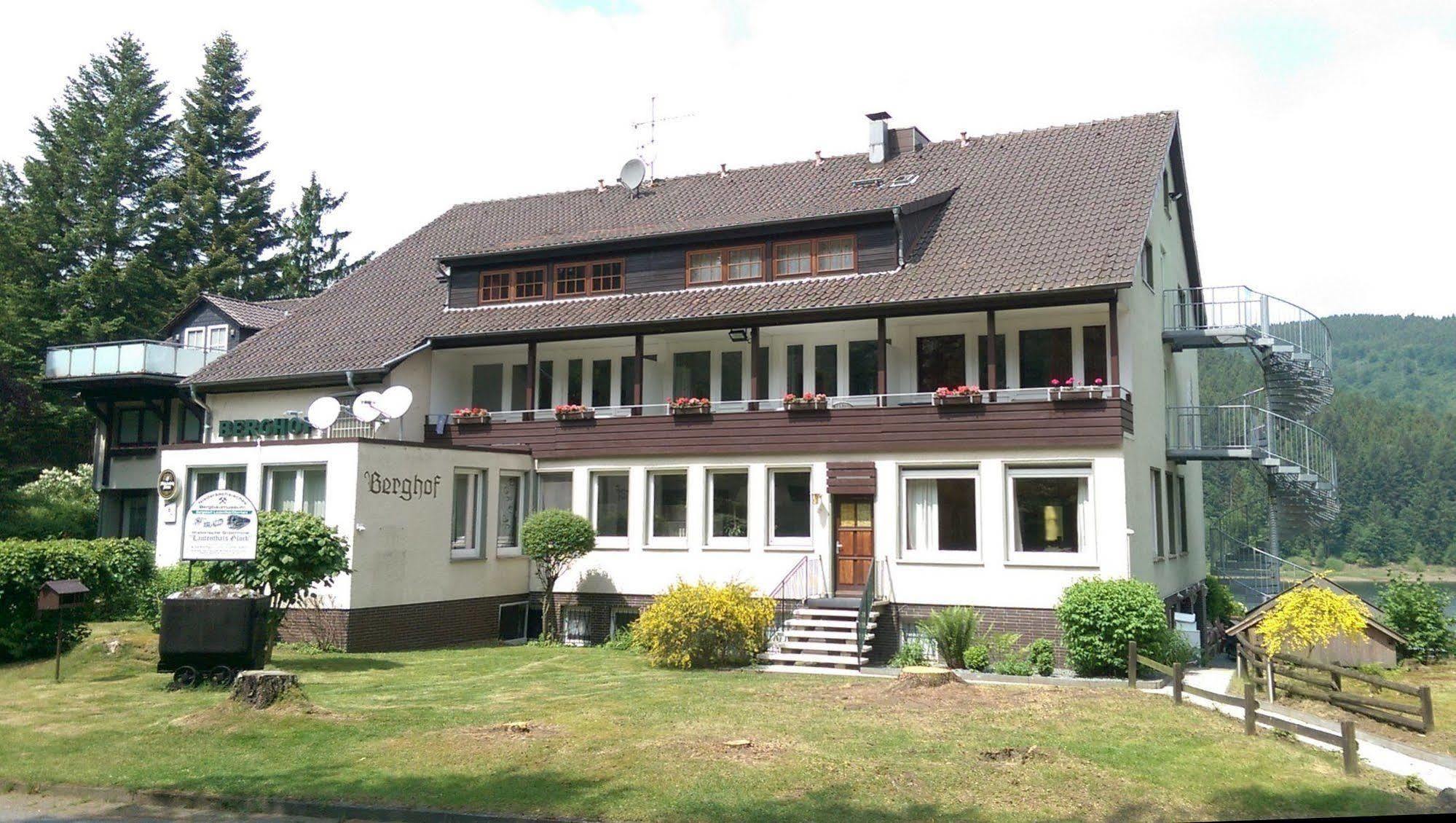 Hotel Berghof Am See Lautenthal Exterior photo